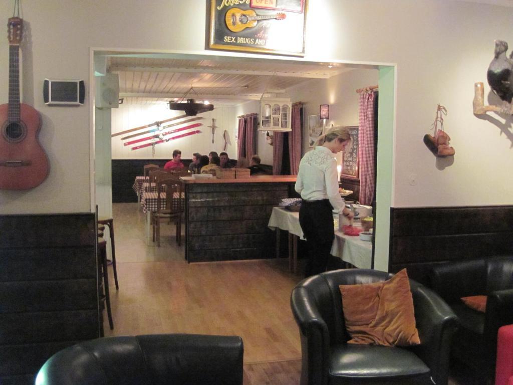 Skiers Inn Lima Eksteriør billede
